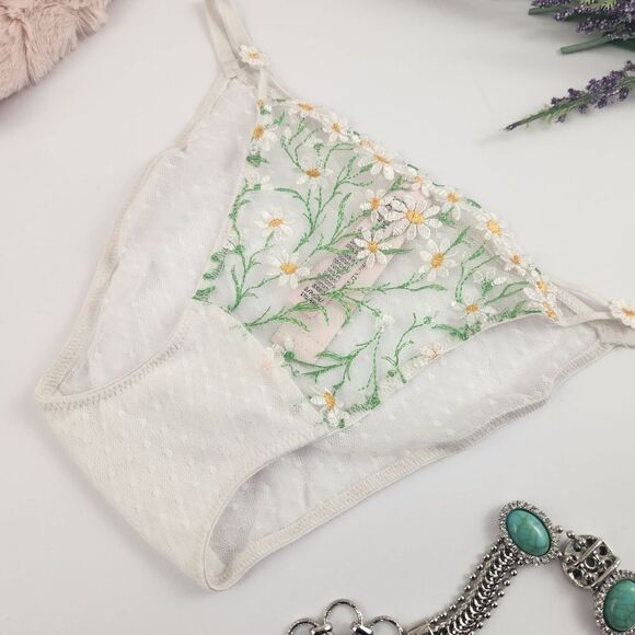 SMALL {Victoria's Secret} White {Daisy} Bikini Panty - Picture 3 of 6